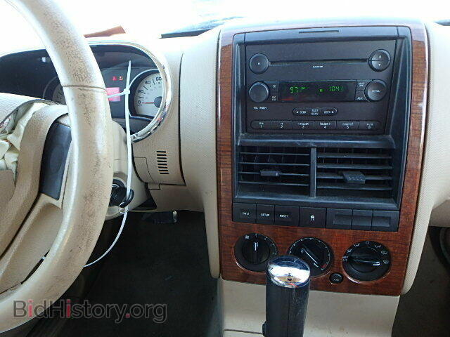 2006 FORD EXPLORER - VIN: 1FMEU64E06UB68902 - Фото 9