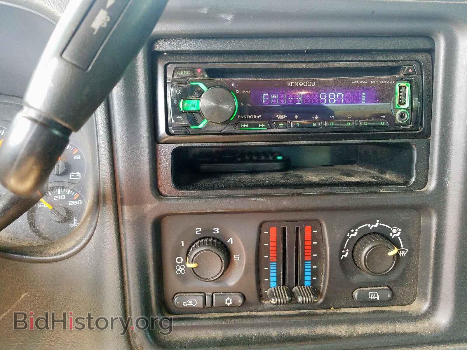 2006 GMC SIERRA - VIN: 2GTEK13VX61343327 - Фото 9