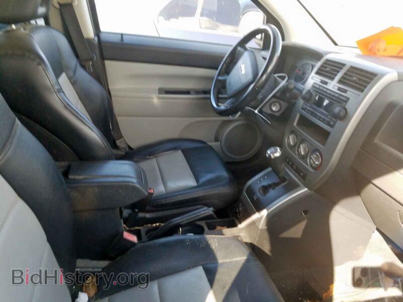 2007 Jeep COMPASS (VIN 1J8FT57W77D132175) — photo 5 of 10