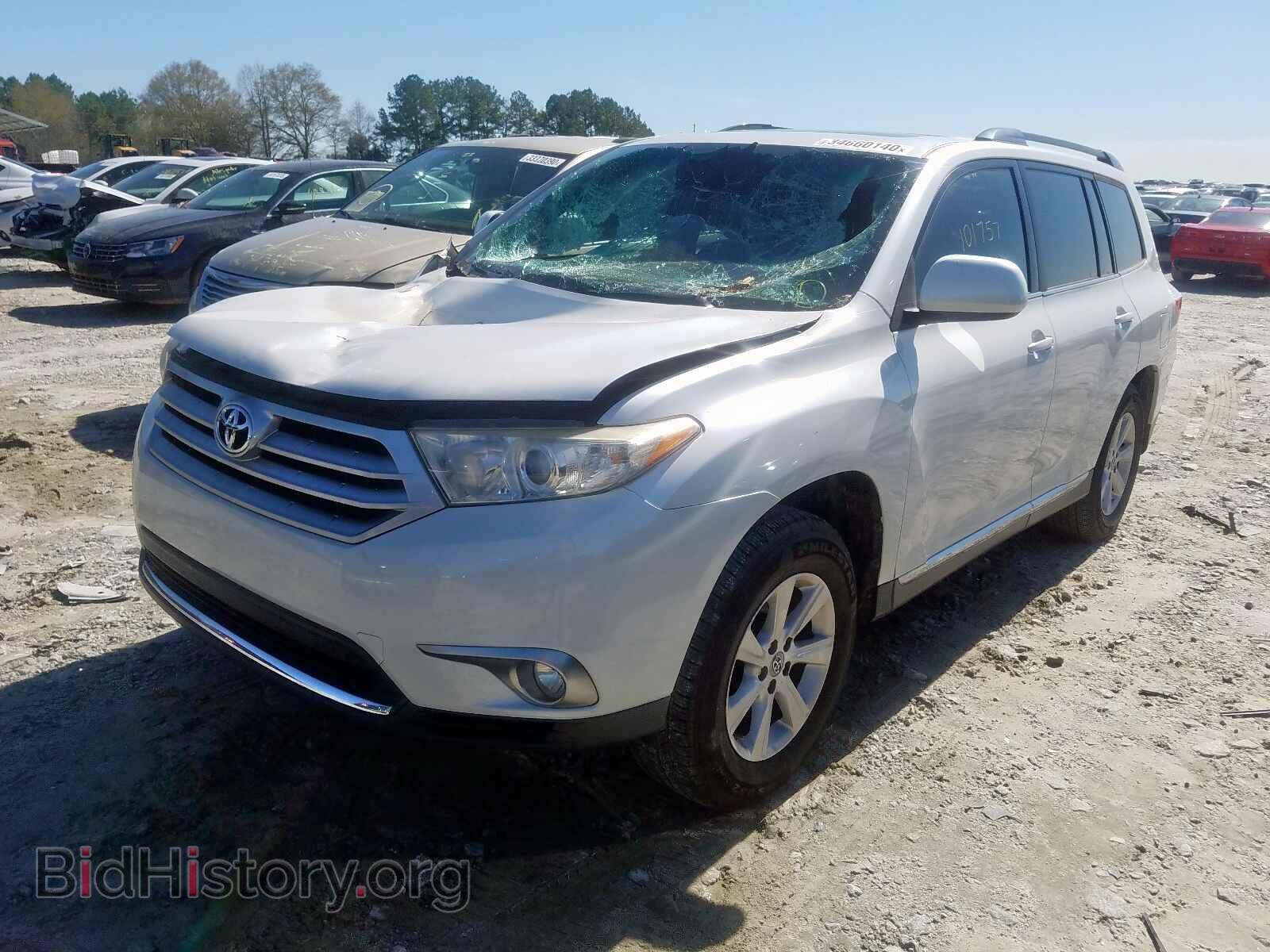 2011 TOYOTA HIGHLANDER - VIN: 5TDZK3EH6BS049267 - Фото 2