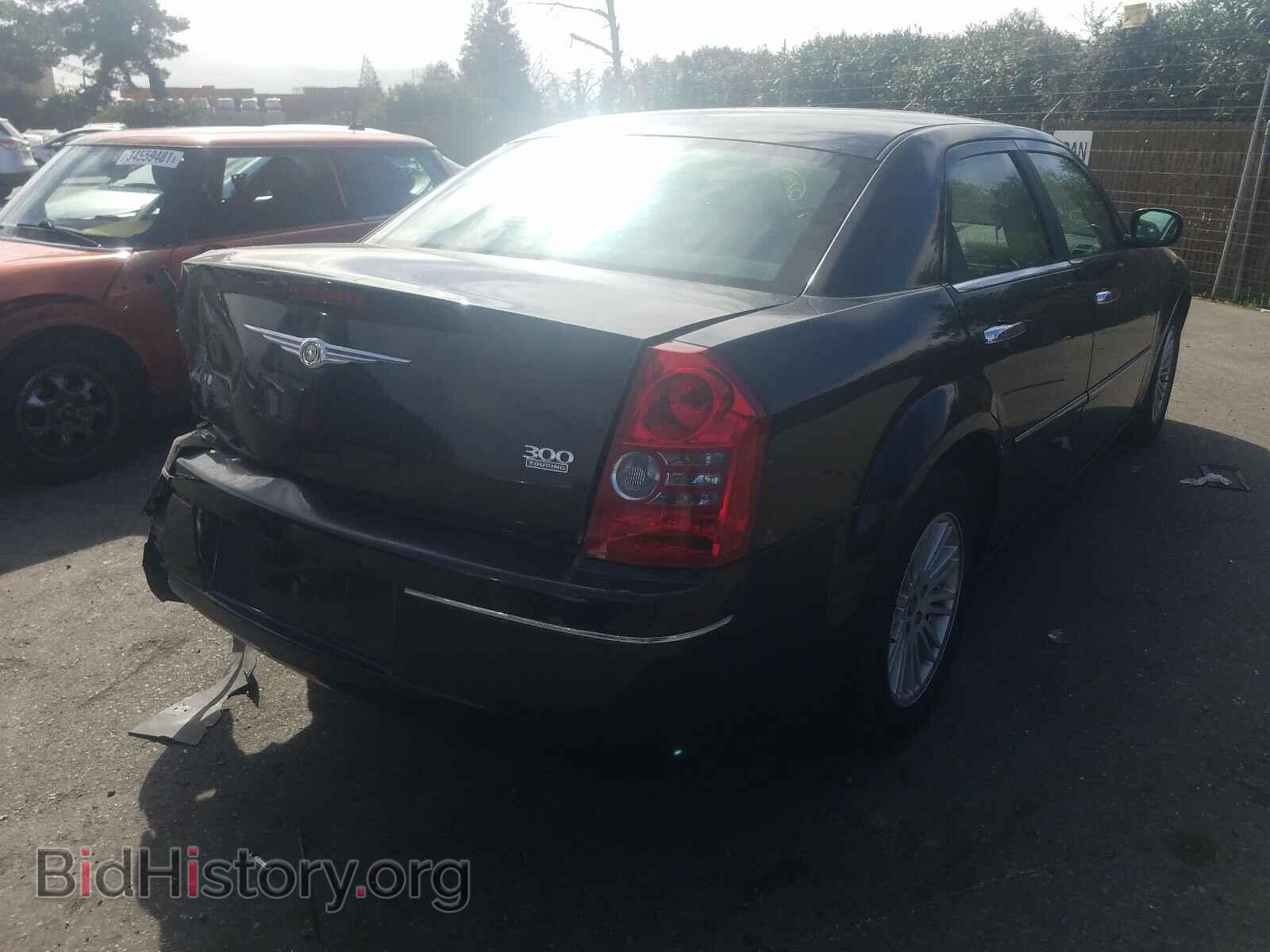 2010 CHRYSLER 300 - VIN: 2C3CA4CD0AH173888 - Фото 4