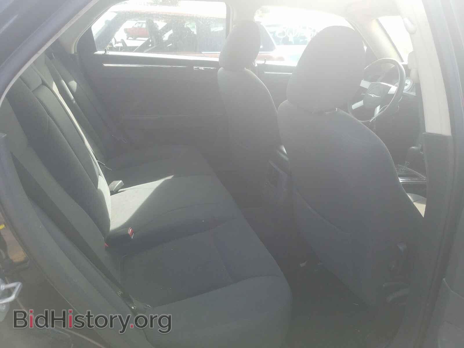 2010 CHRYSLER 300 - VIN: 2C3CA4CD0AH173888 - Фото 6