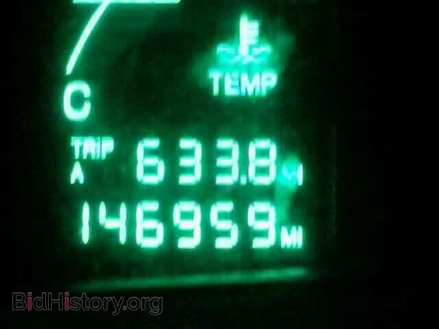 2000 CADILLAC DEVILLE - VIN: 1G6KD54YXYU290040 - Фото 8