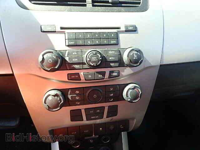 2009 FORD FOCUS - VIN: 1FAHP36N09W199151 - Фото 9