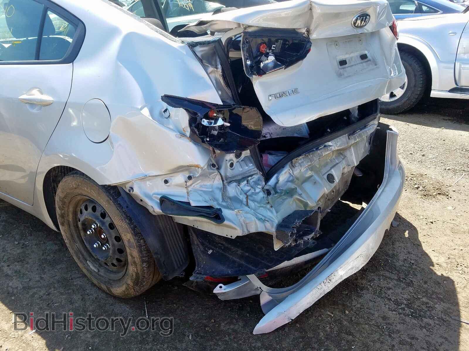 2017 KIA FORTE - VIN: 3KPFK4A7XHE110578 - Фото 9