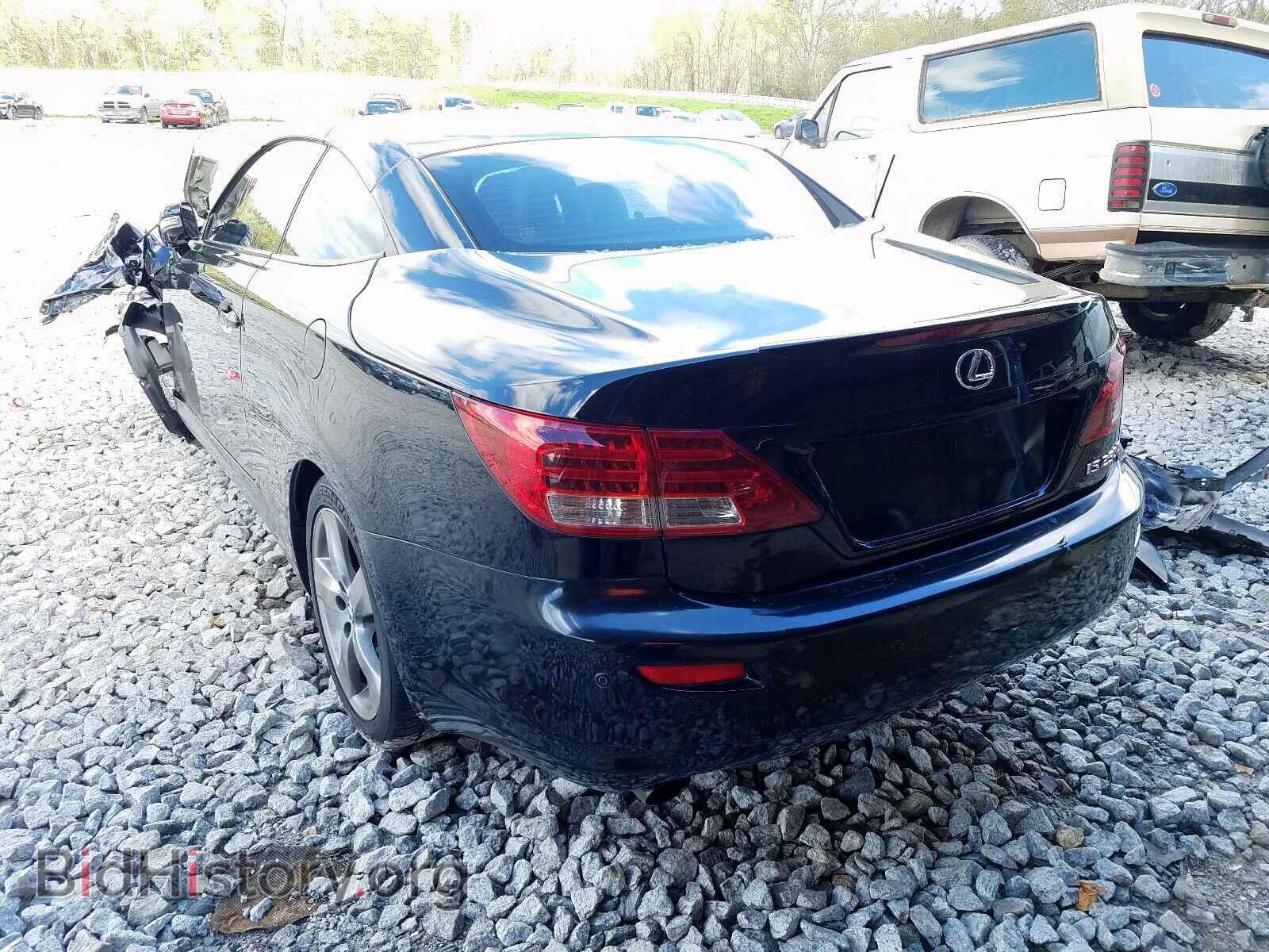 2011 LEXUS IS - VIN: JTHFF2C29B2514825 - Фото 3