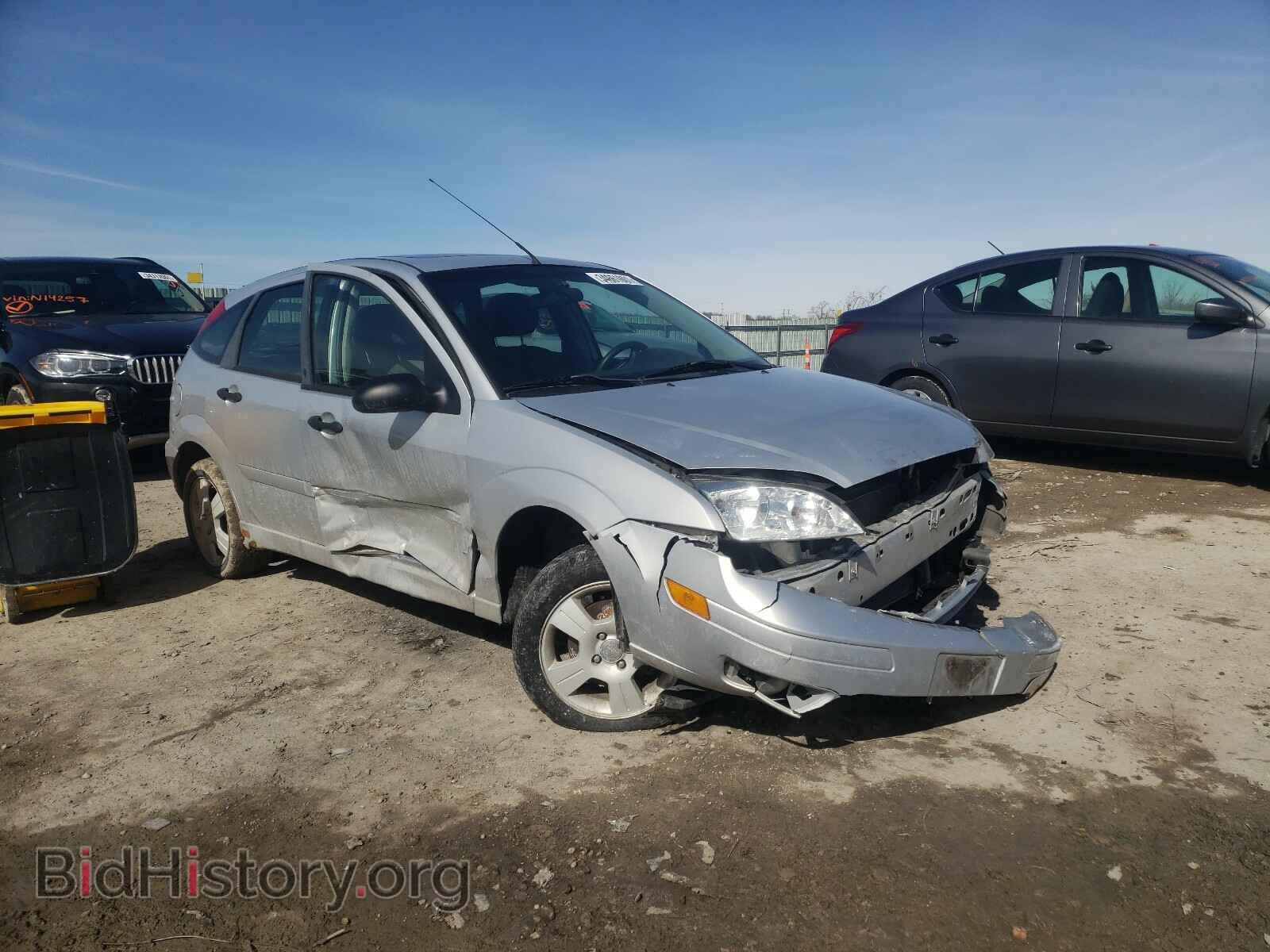 Photo 1FAFP37N96W148359 - FORD FOCUS 2006