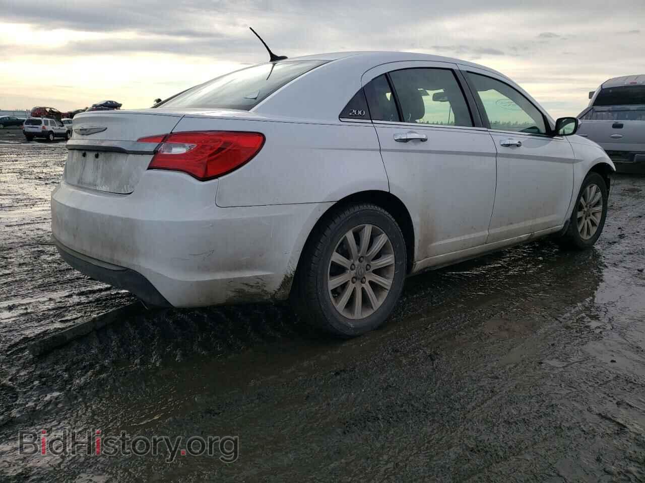 2013 CHRYSLER 200 - VIN: 1C3CCBCG7DN575198 - Фото 4