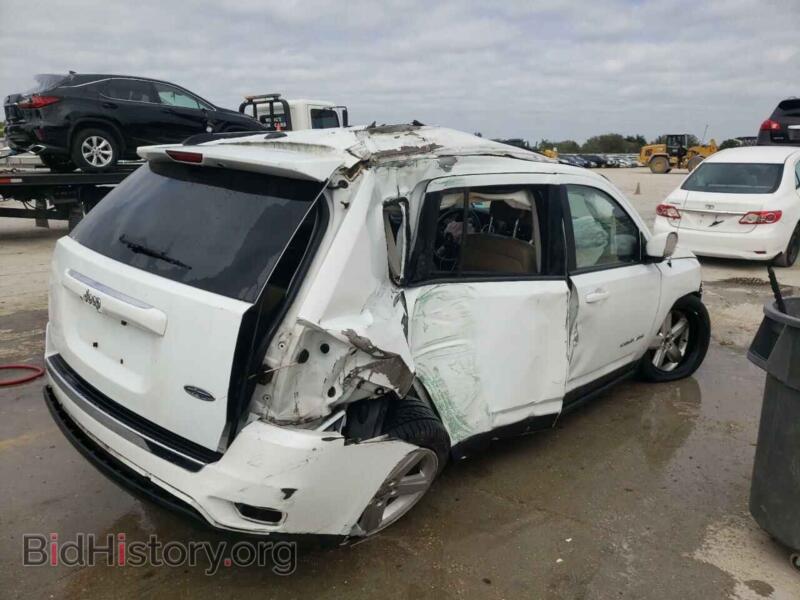 2014 Jeep COMPASS (VIN 1C4NJCEA1ED663065) — photo 4 of 10