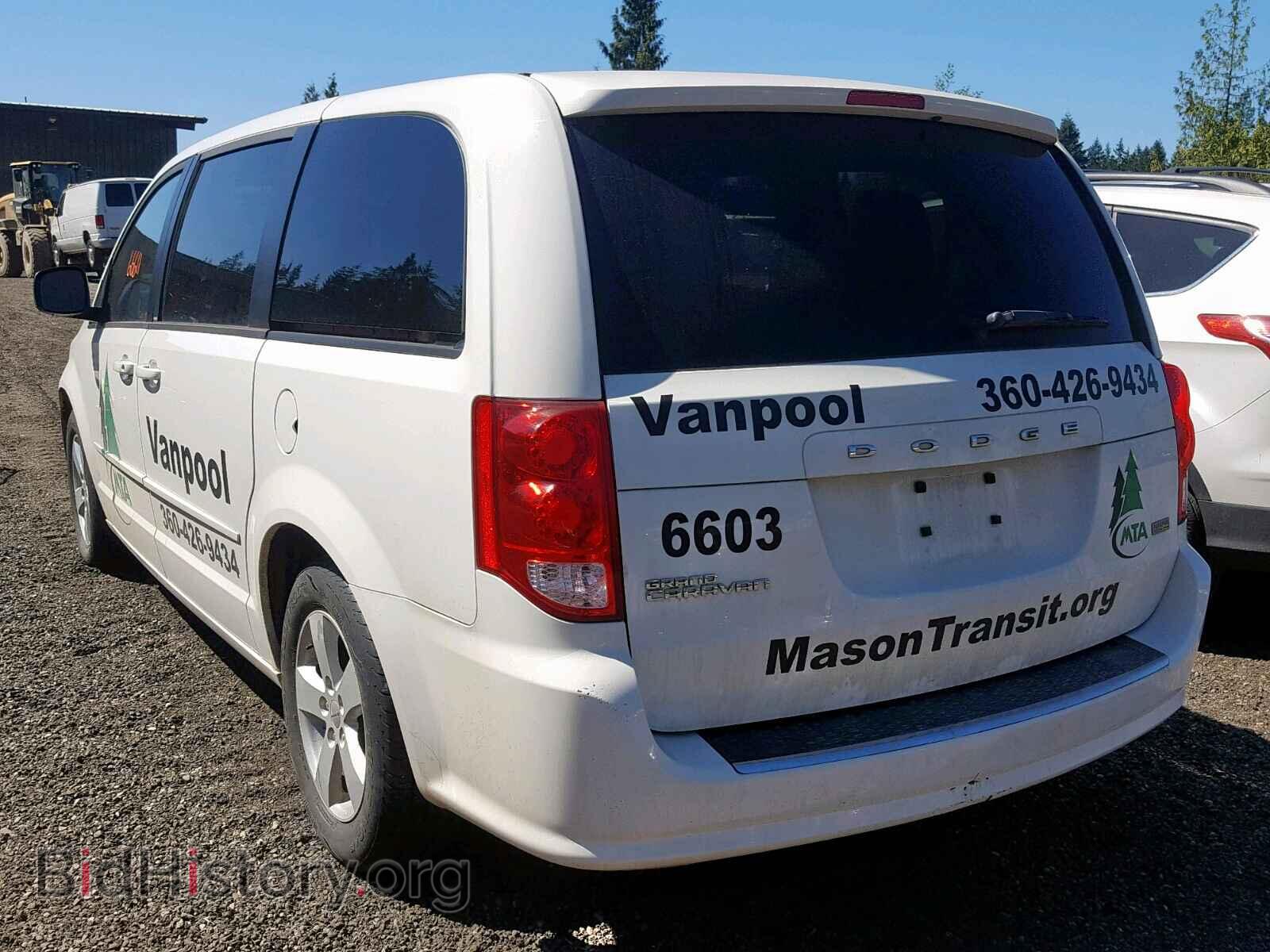 2013 DODGE GRAND CARA - VIN: 2C4RDGBG2DR757380 - Фото 3