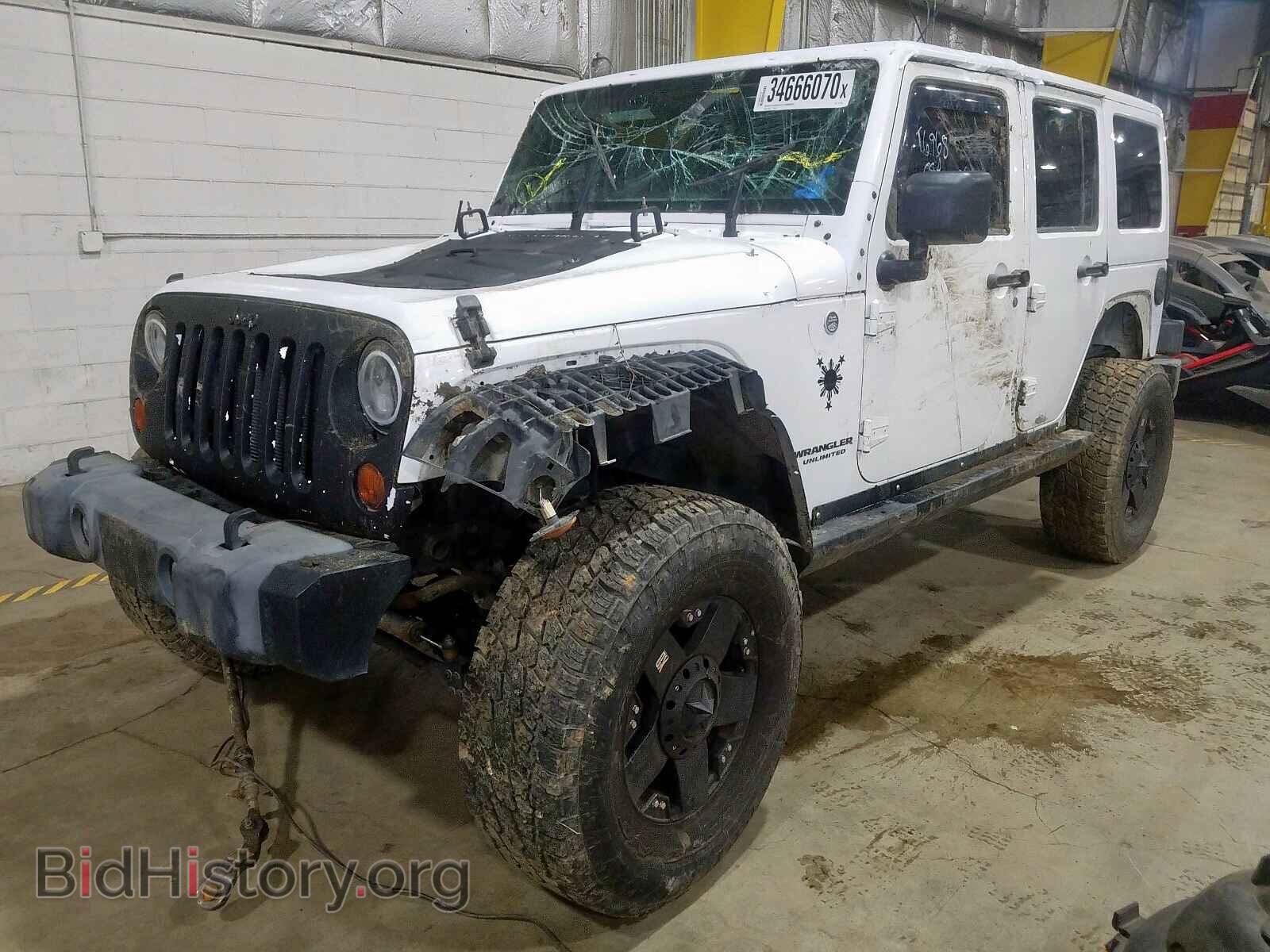 2011 JEEP WRANGLER - VIN: 1J4BA3H18BL617162 - Фото 2