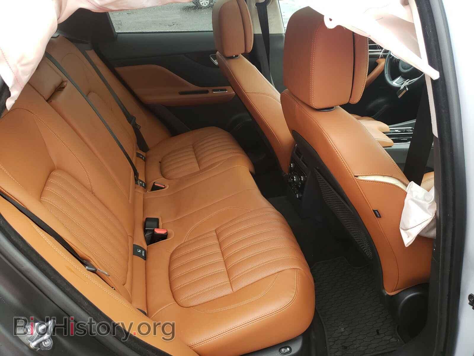 2018 JAGUAR F-PACE - VIN: SADCN2EV0JA240437 - Фото 6