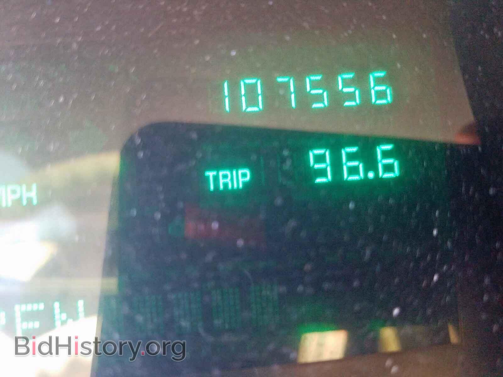 1996 CADILLAC DEVILLE - VIN: 1G6KF529XTU266531 - Фото 8