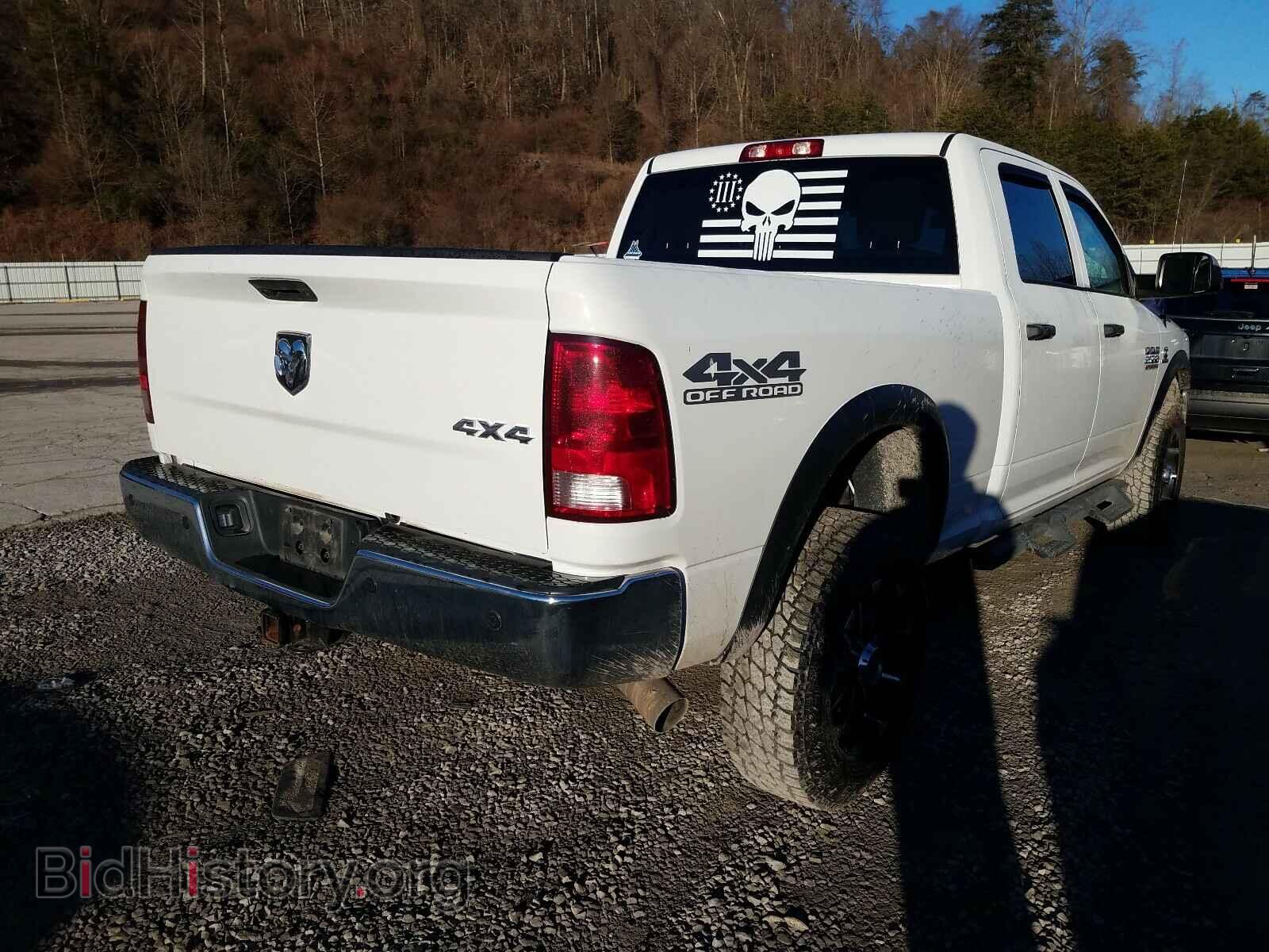2018 RAM 2500 - VIN: 3C6UR5CL6JG308806 - Photo 4