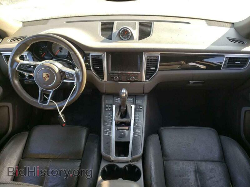 2016 Porsche MACAN (VIN WP1AB2A58GLB57397) — фото 9 из 10