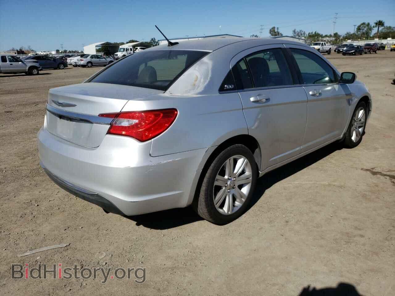 2012 CHRYSLER 200 - VIN: 1C3CCBABXCN179837 - Фото 4