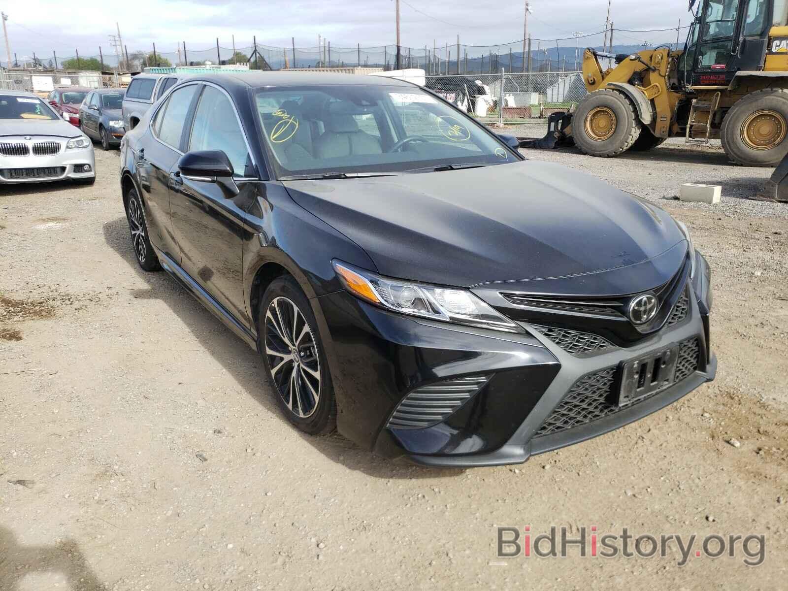 Photo 4T1B11HK8KU164041 - TOYOTA CAMRY 2019