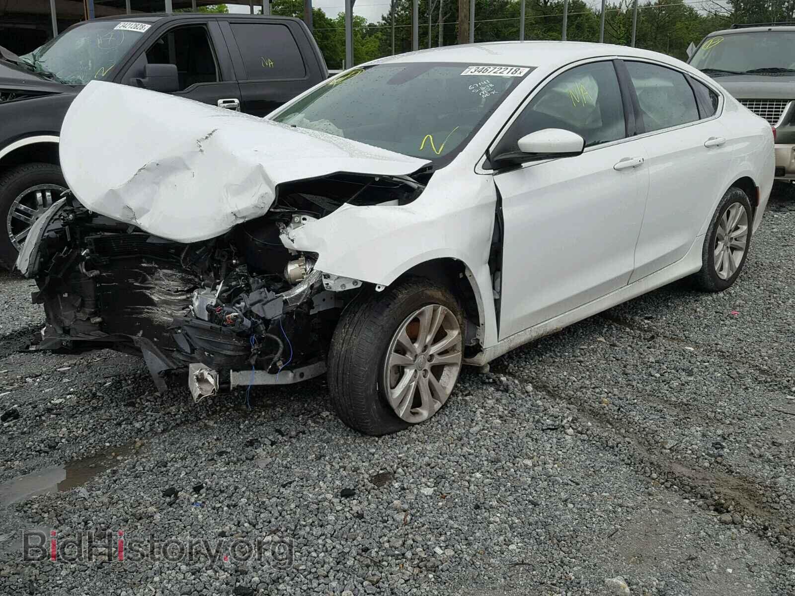 2015 CHRYSLER 200 - VIN: 1C3CCCAB9FN744878 - Photo 2