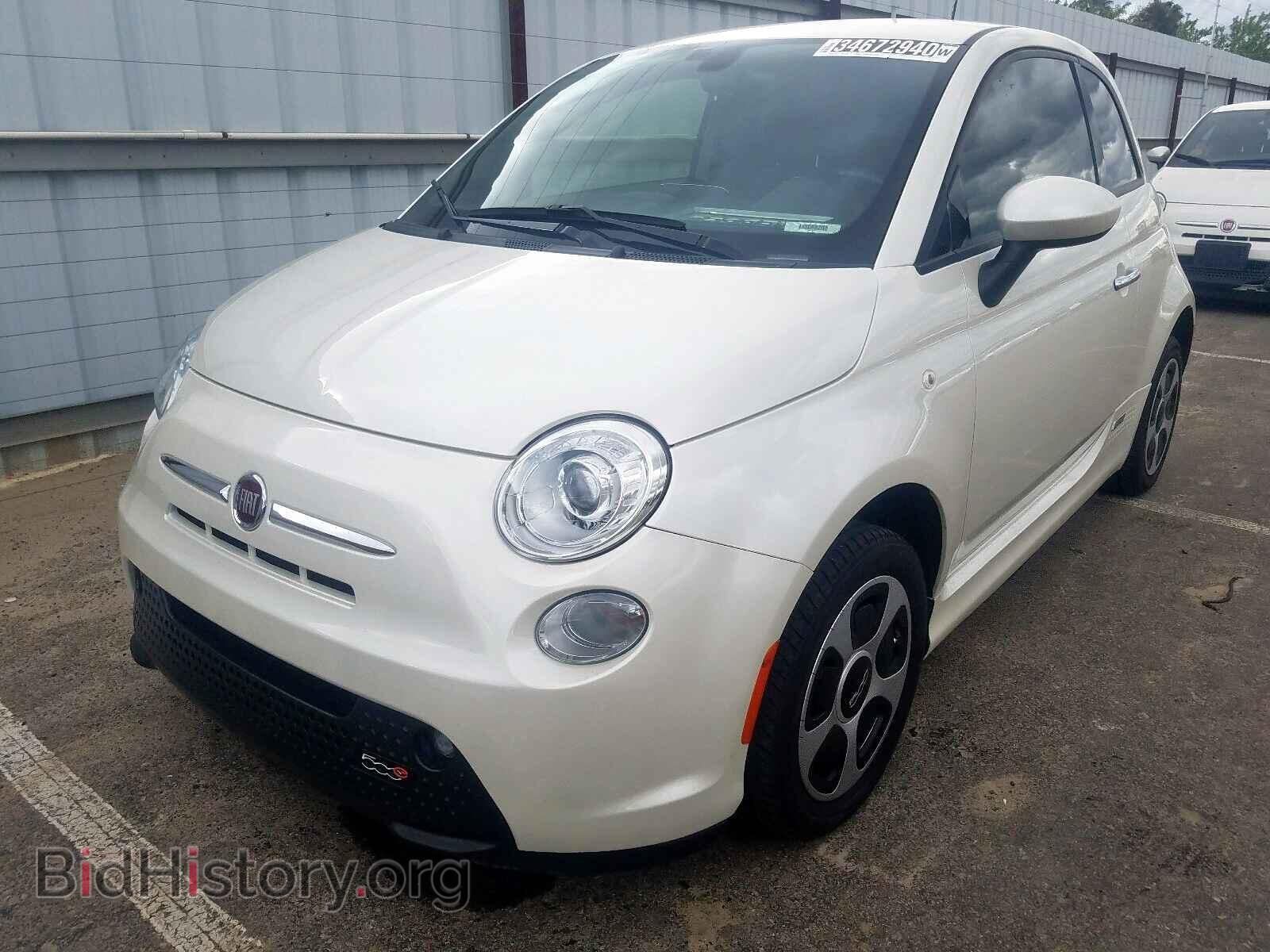 2017 FIAT 500 - VIN: 3C3CFFGE2HT611621 - Photo 2