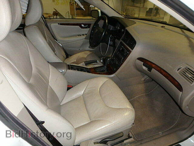 2005 VOLVO S60 - VIN: YV1RS640052470548 - Фото 5