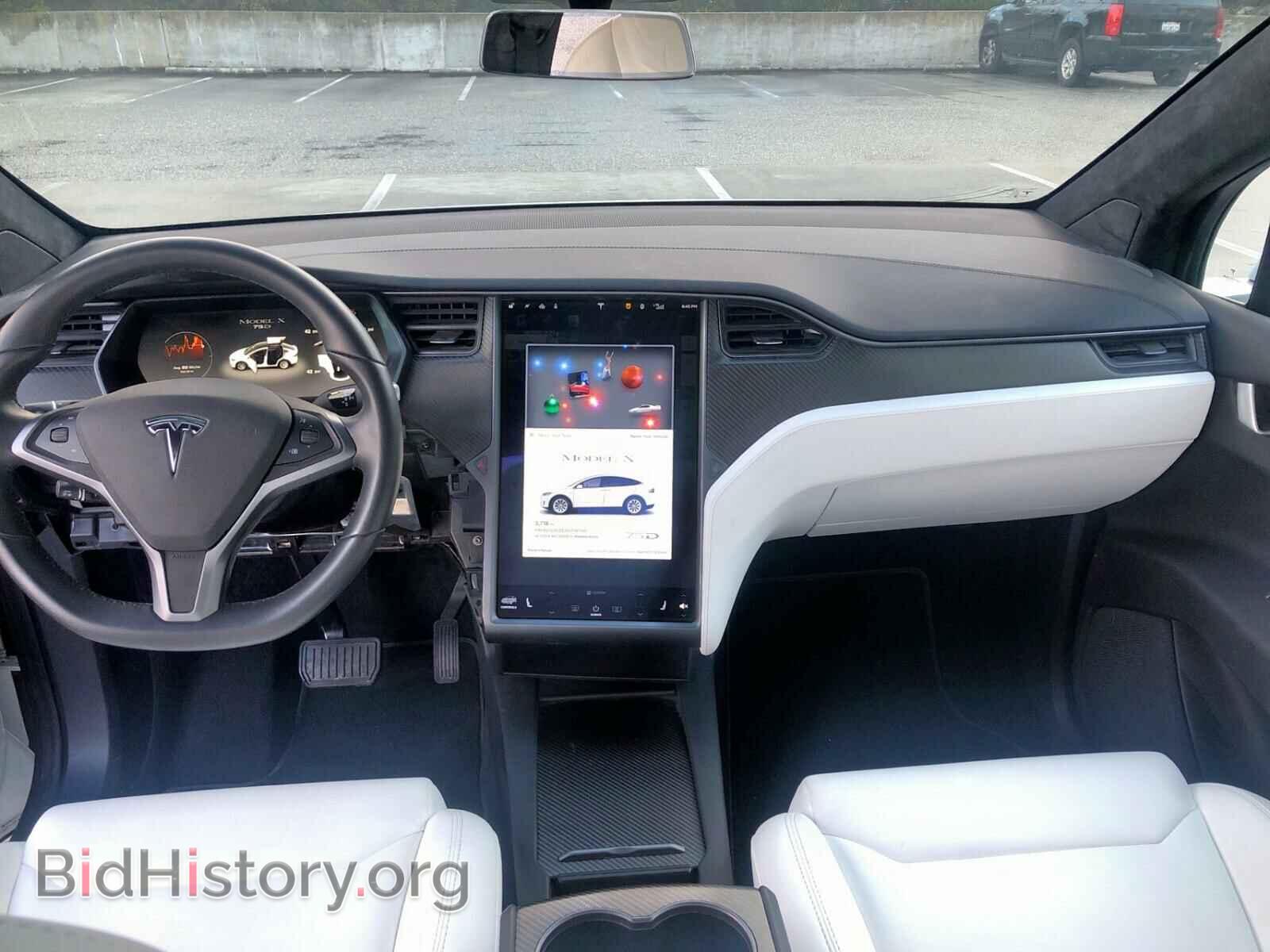 2018 TESLA MODEL X - VIN: 5YJXCDE23JF101740 - Photo 9