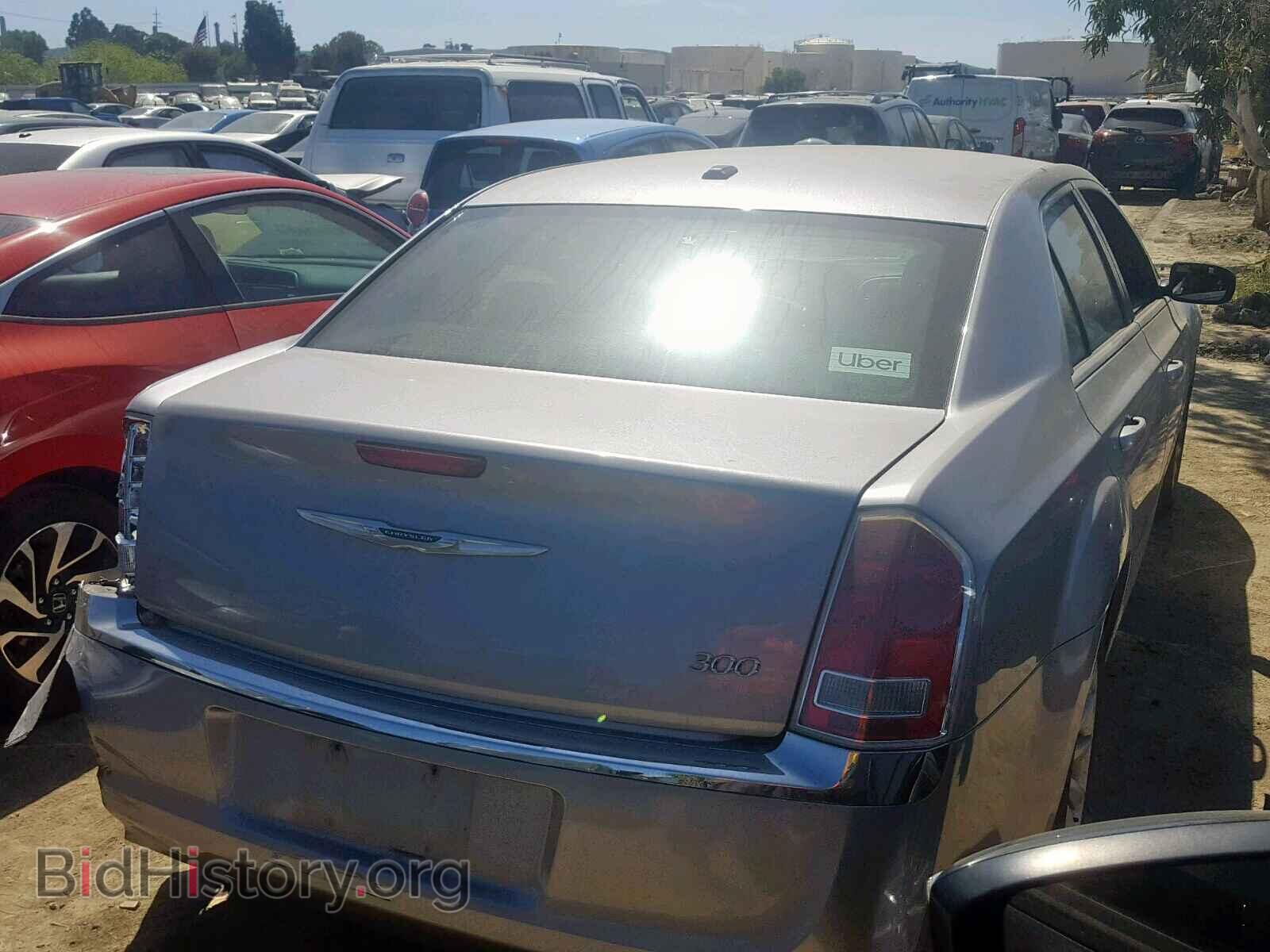 2014 CHRYSLER 300 - VIN: 2C3CCAAG6EH103470 - Фото 4