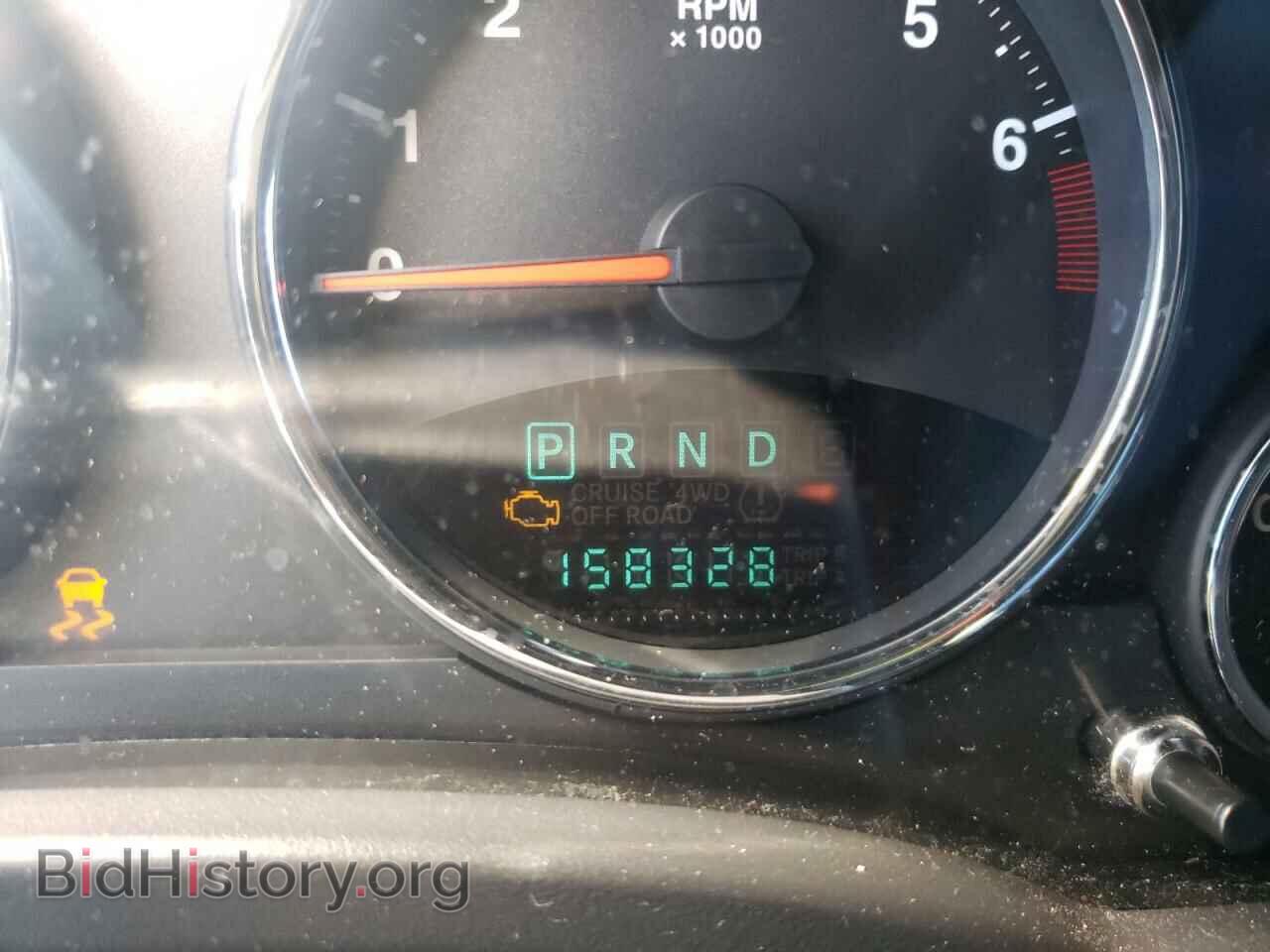 2010 JEEP COMPASS - VIN: 1J4NT5FB0AD538155 - Photo 8