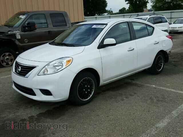 2013 NISSAN VERSA - VIN: 3N1CN7AP6DL885366 - Фото 2
