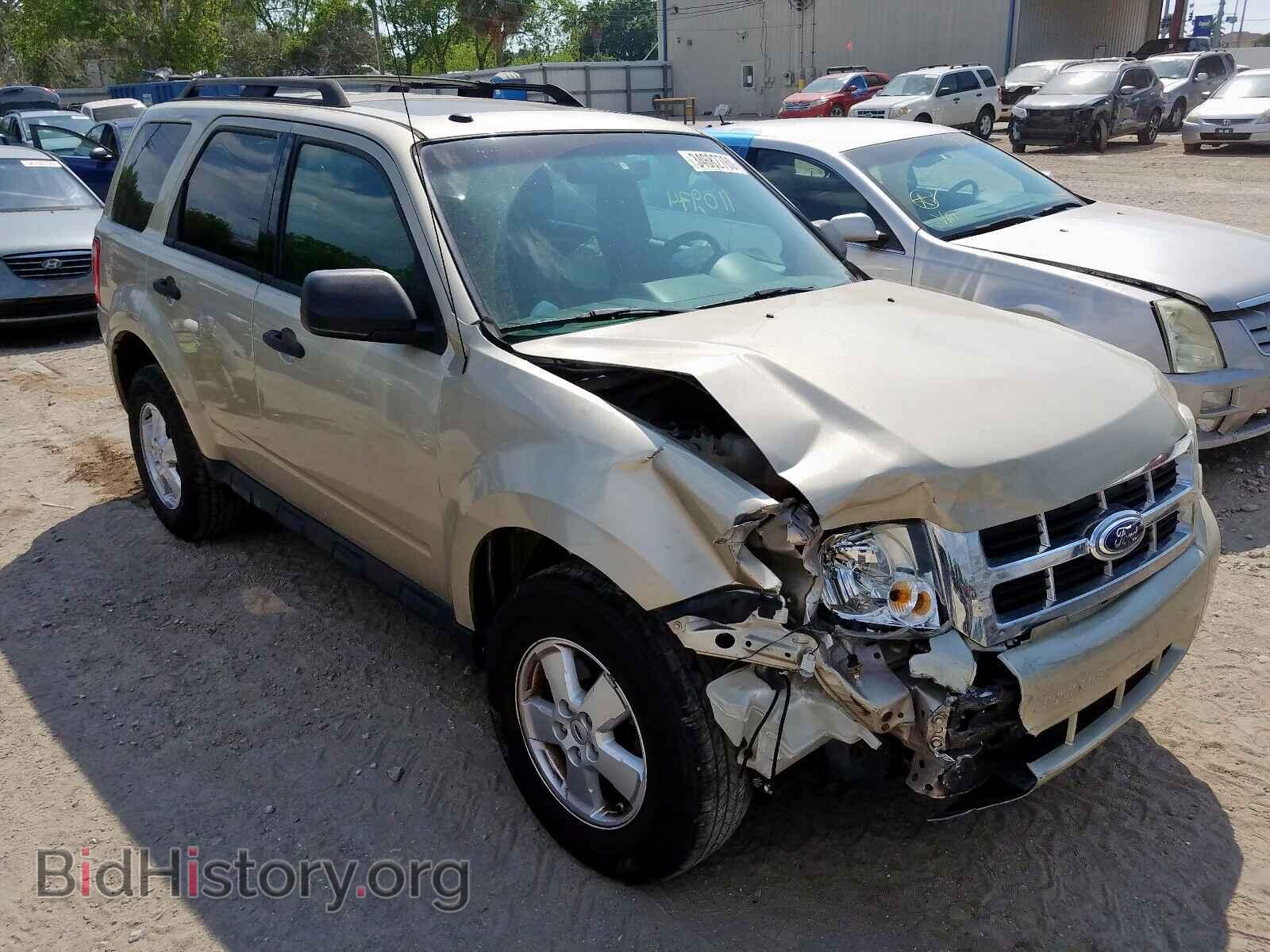 Фотография 1FMCU0D71CKC15951 - FORD ESCAPE 2012