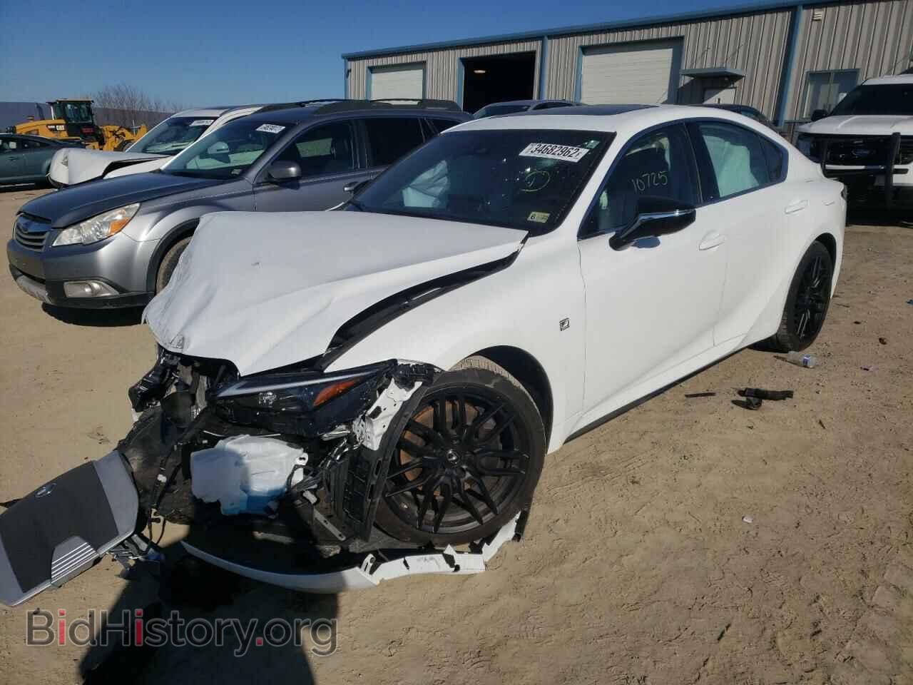 2021 LEXUS IS - VIN: JTHGZ1E24M5021462 - Фото 2