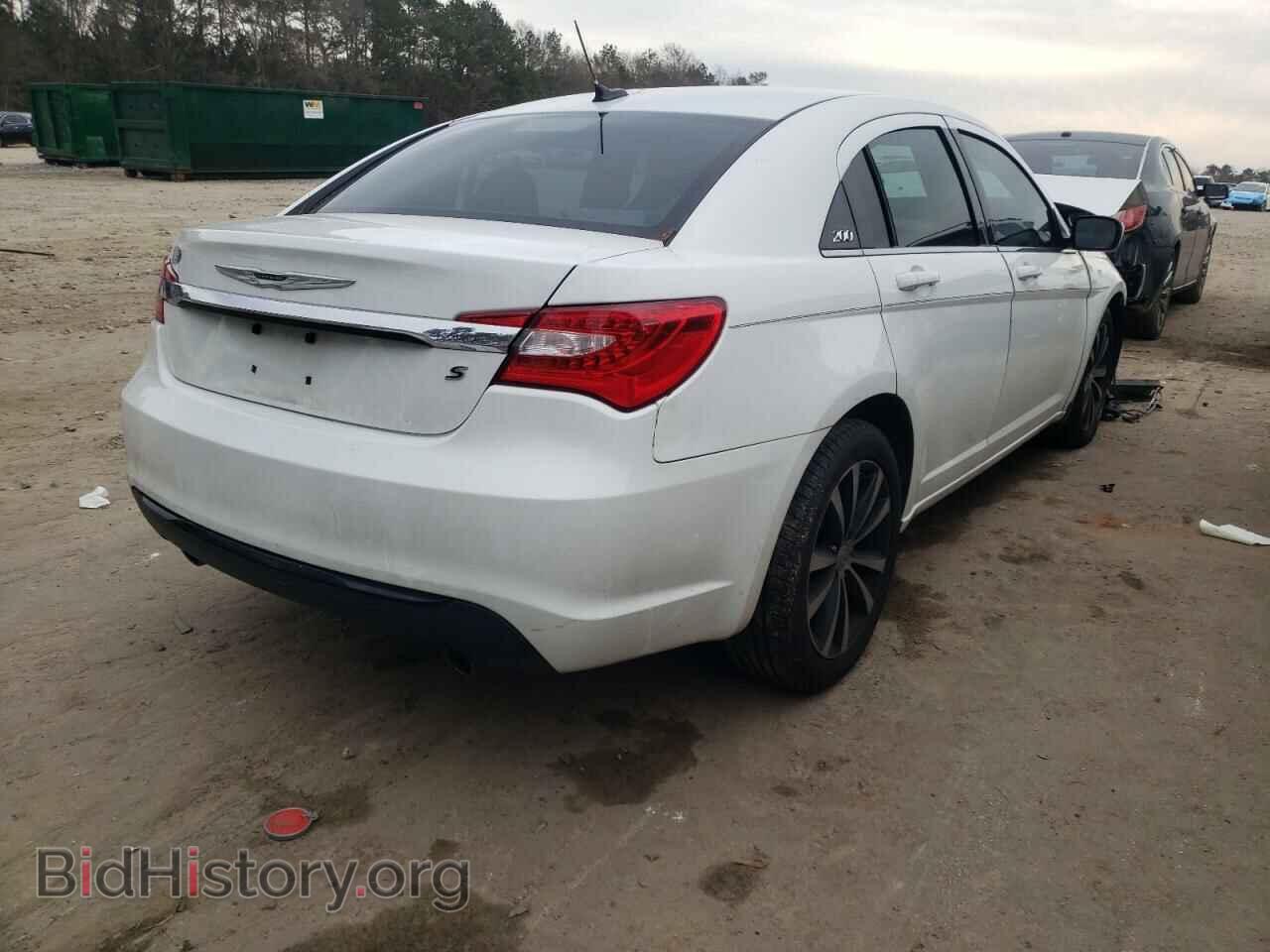 2013 CHRYSLER 200 - VIN: 1C3CCBBG2DN744318 - Фото 4