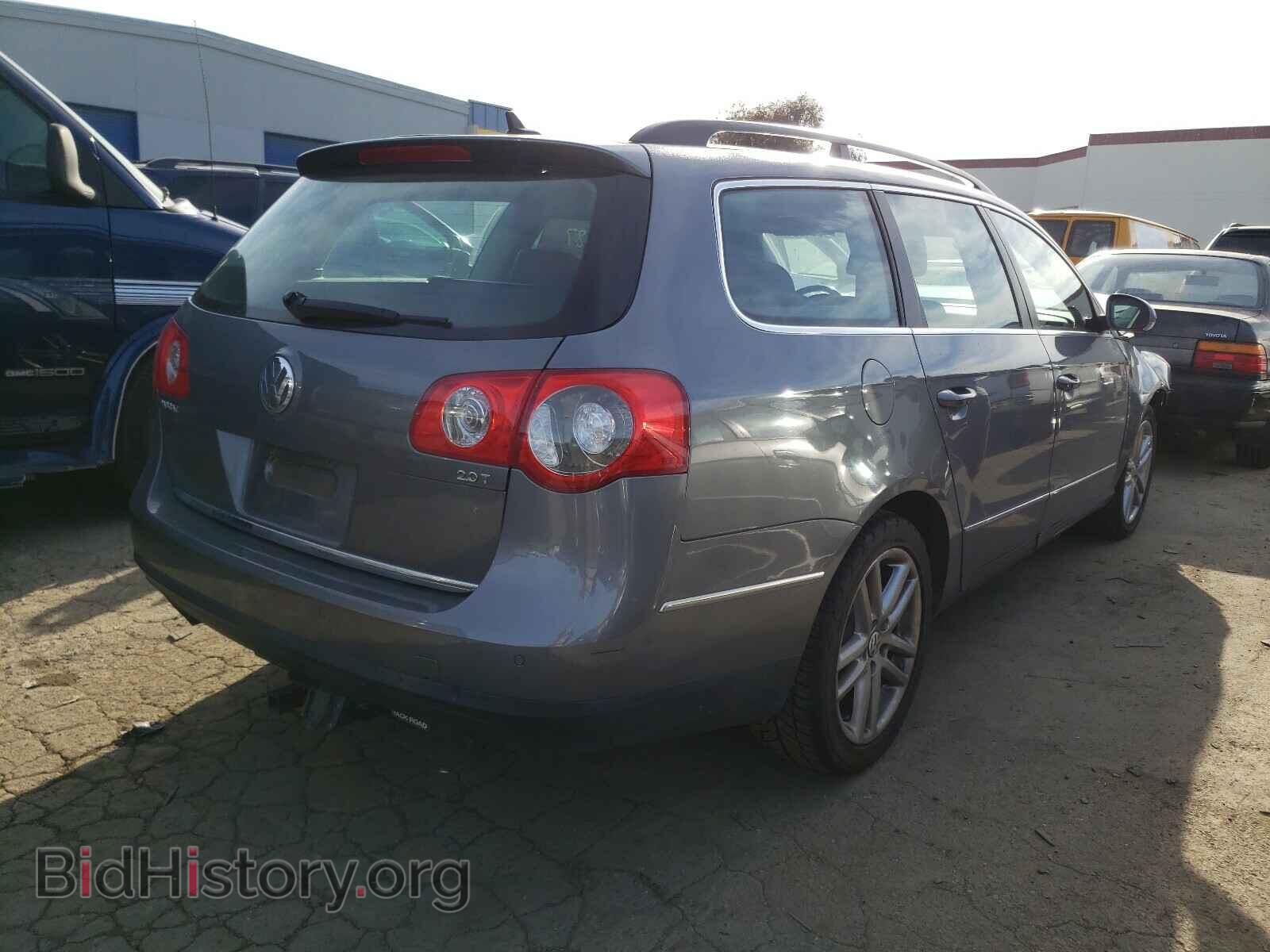 2008 VOLKSWAGEN PASSAT - VIN: WVWTK93C28E096830 - Фото 4