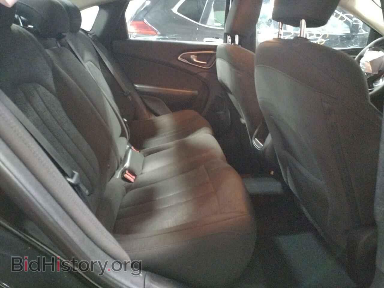 2016 CHRYSLER 200 - VIN: 1C3CCCAB8GN152227 - Фото 6