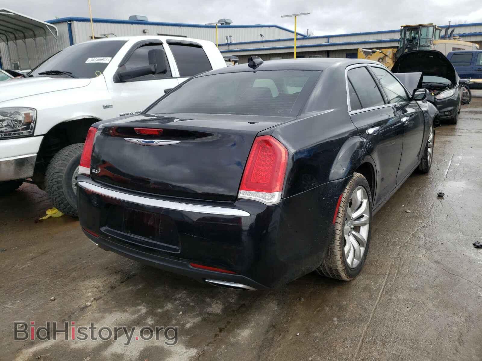 2018 CHRYSLER 300 - VIN: 2C3CCAEG7JH127099 - Фото 4