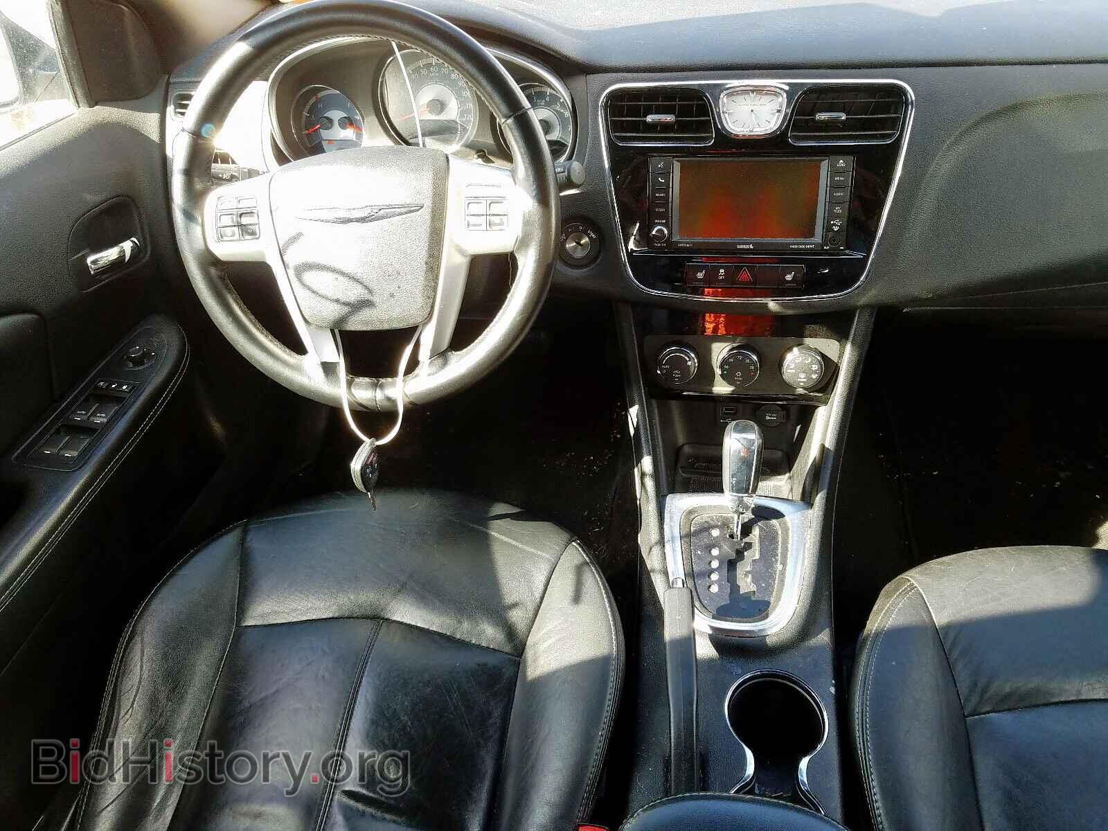 2012 CHRYSLER 200 - VIN: 1C3CCBCBXCN137410 - Фото 9