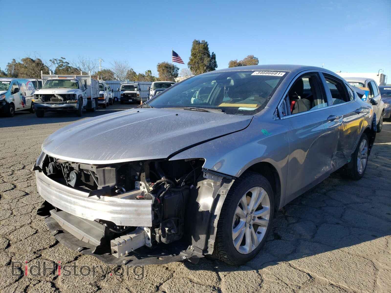 2017 CHRYSLER 200 - VIN: 1C3CCCAB9HN507469 - Фото 2