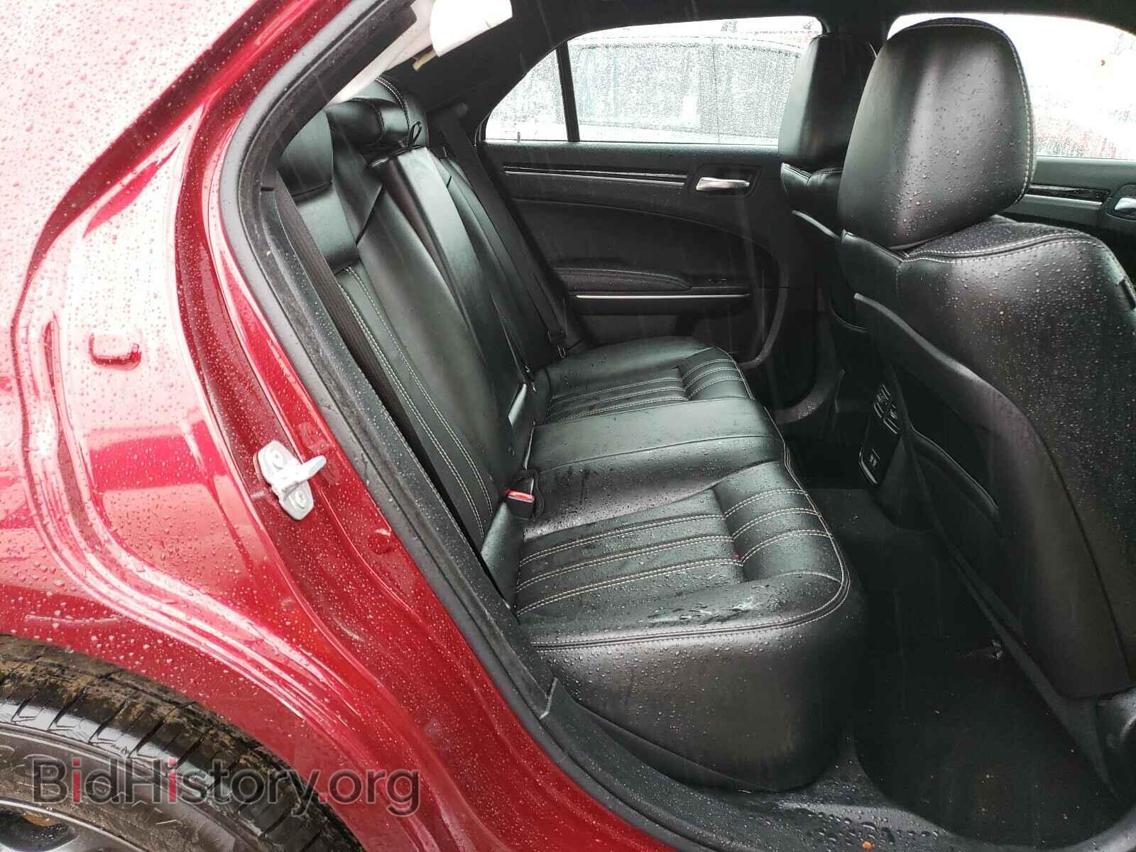 2019 CHRYSLER 300 - VIN: 2C3CCAGG1KH569729 - Фото 6