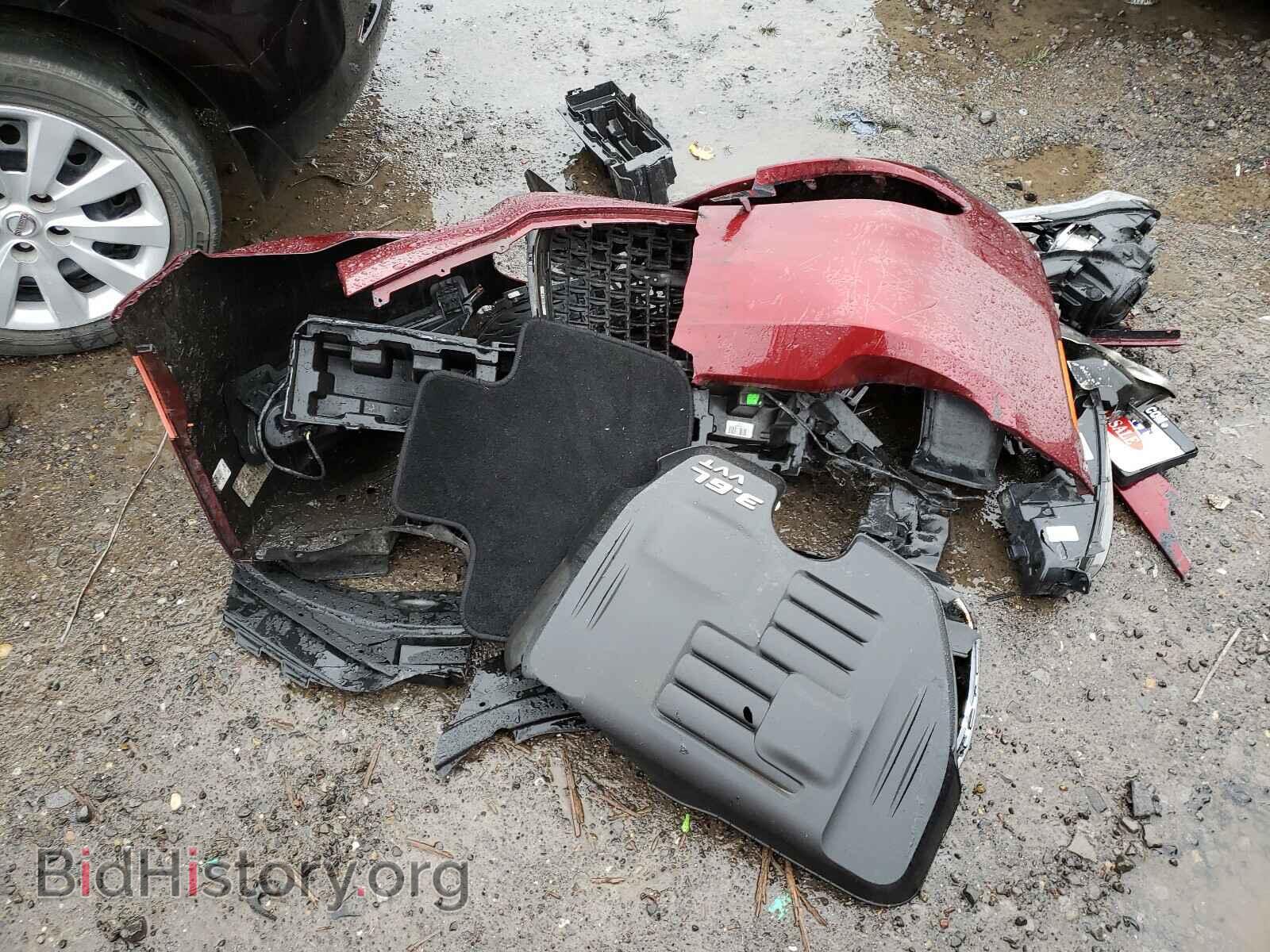 2019 CHRYSLER 300 - VIN: 2C3CCAGG1KH569729 - Фото 9