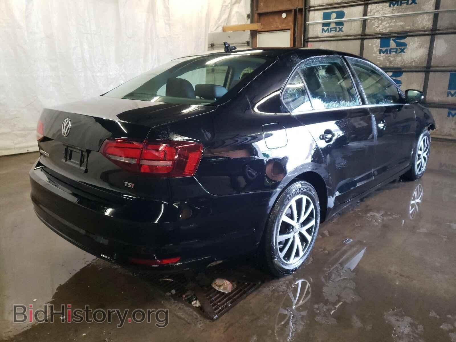 2017 VOLKSWAGEN JETTA - VIN: 3VWDB7AJ9HM229973 - Фото 4