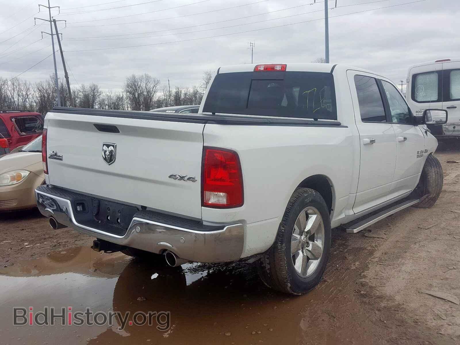 2017 RAM 1500 - VIN: 3C6RR7LT4HG594411 - Photo 4