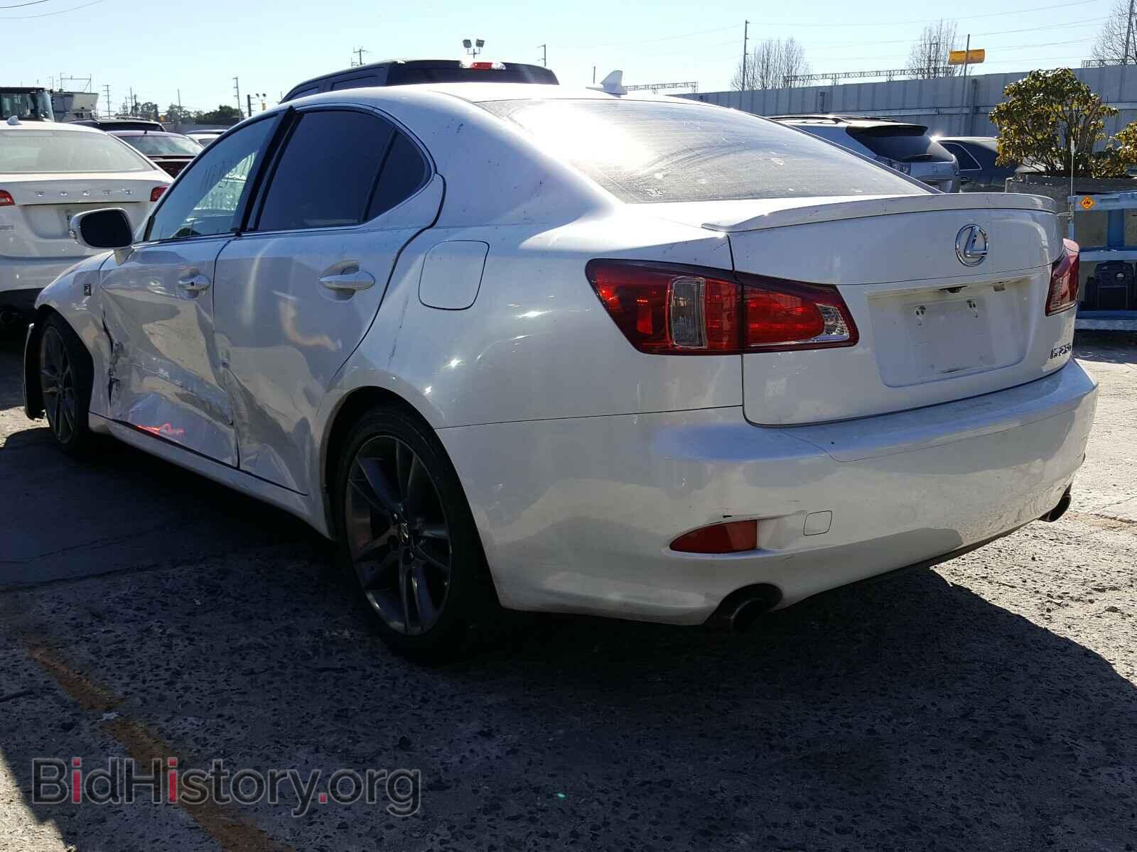 2011 LEXUS IS - VIN: JTHBF5C22B5141979 - Photo 3