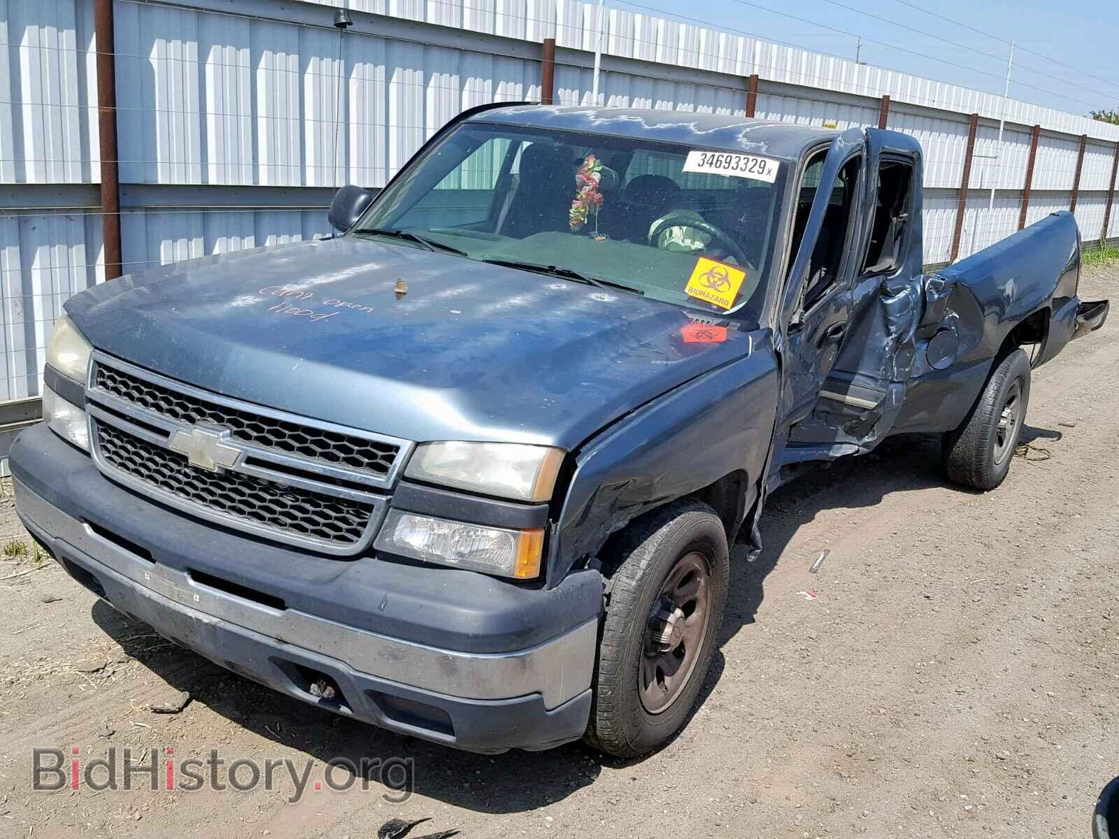 2006 CHEVROLET SILVERADO - VIN: 2GCEC19V561146120 - Фото 2