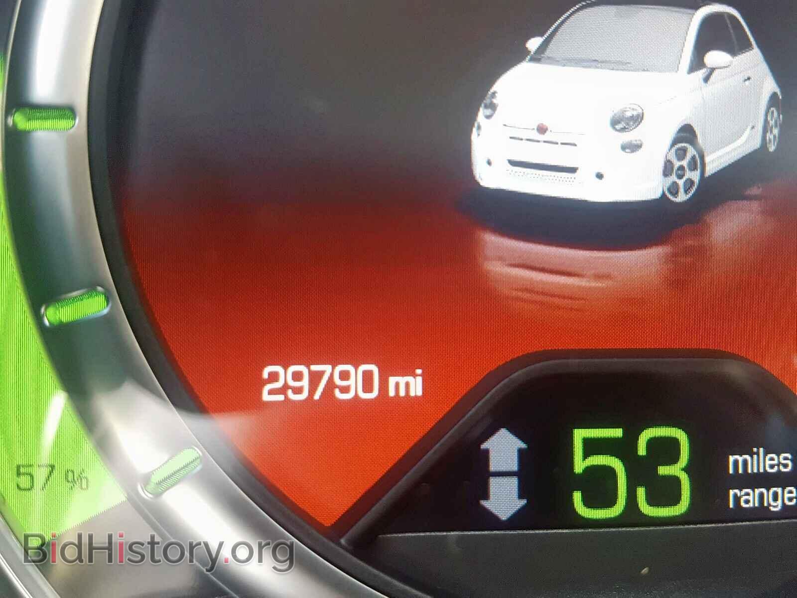 2017 FIAT 500 - VIN: 3C3CFFGE3HT605956 - Photo 8