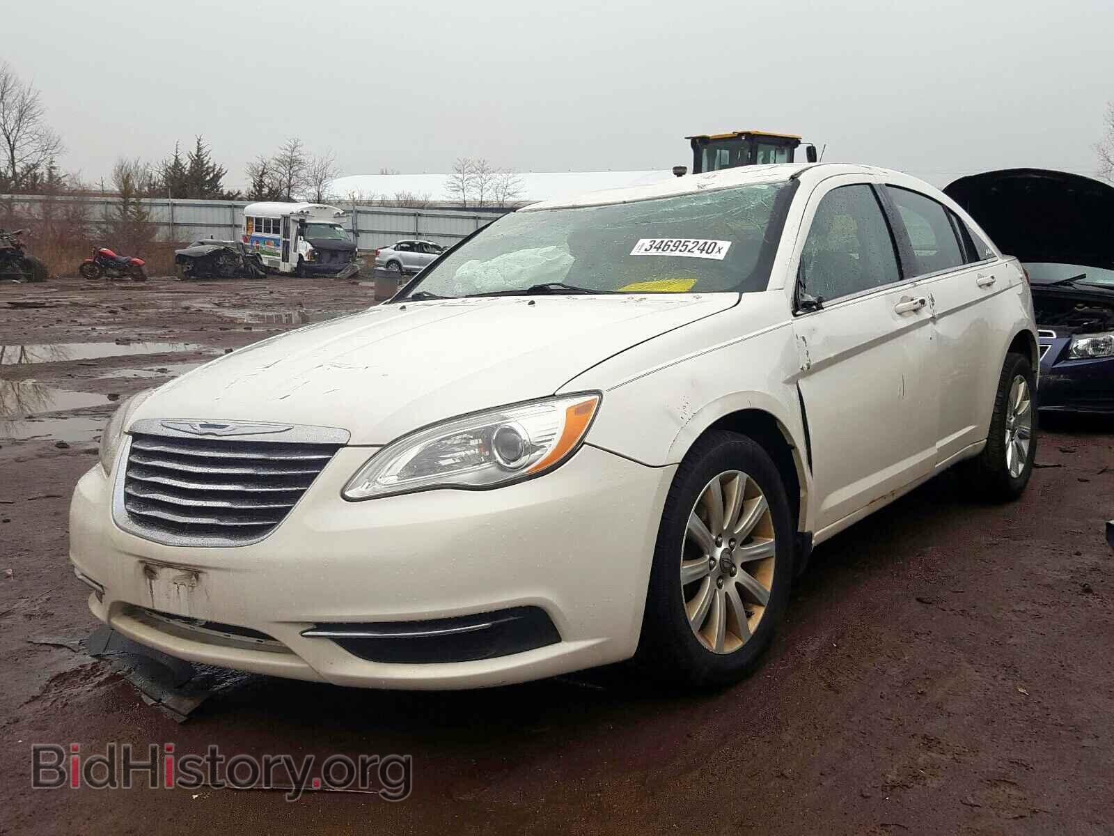 2011 CHRYSLER 200 - VIN: 1C3BC1FB8BN500433 - Фото 2
