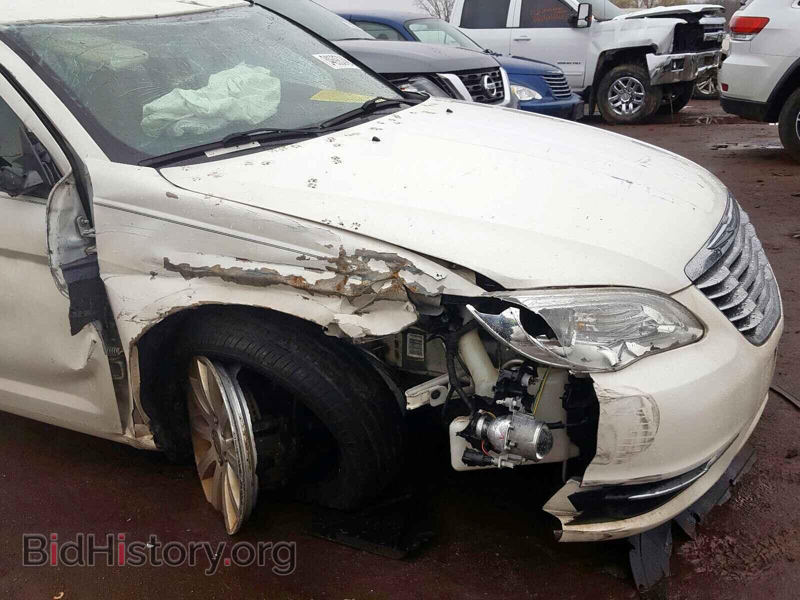 2011 CHRYSLER 200 - VIN: 1C3BC1FB8BN500433 - Фото 9