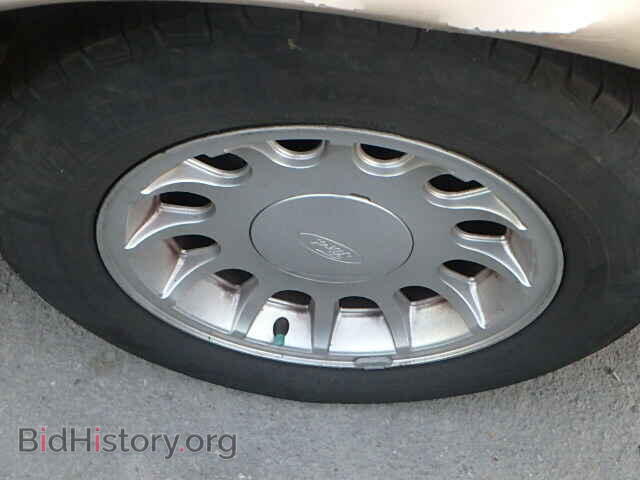 2000 FORD CROWN VIC - VIN: 2FAFP74W4YX155490 - Фото 9