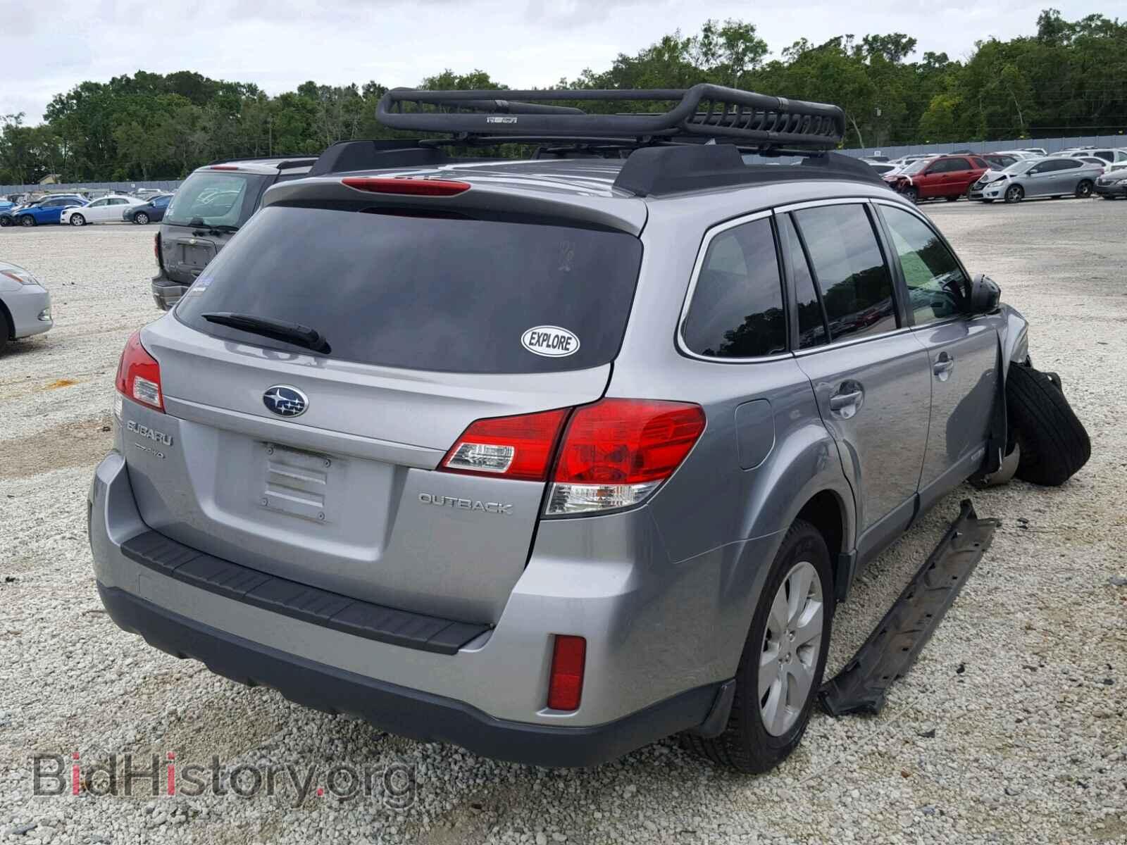 2011 SUBARU OUTBACK - VIN: 4S4BRCBC8B3356636 - Photo 4
