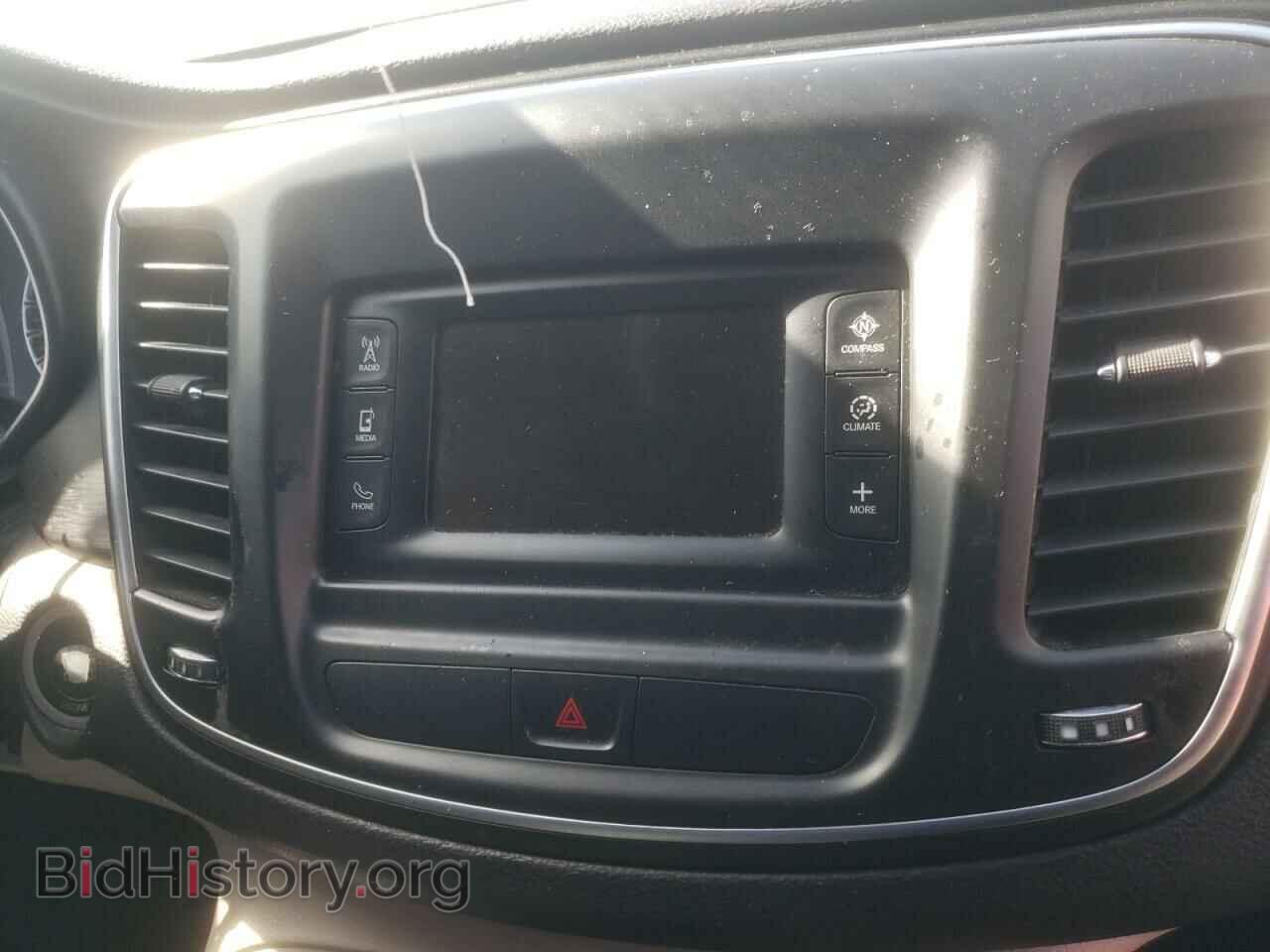 2015 CHRYSLER 200 - VIN: 1C3CCCAB1FN630468 - Фото 9
