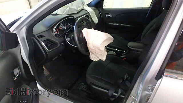 2012 CHRYSLER 200 - VIN: 1C3CCBAB9CN190666 - Фото 5