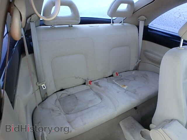 2000 VOLKSWAGEN BEETLE - VIN: 3VWCA21C6YM409799 - Фото 6